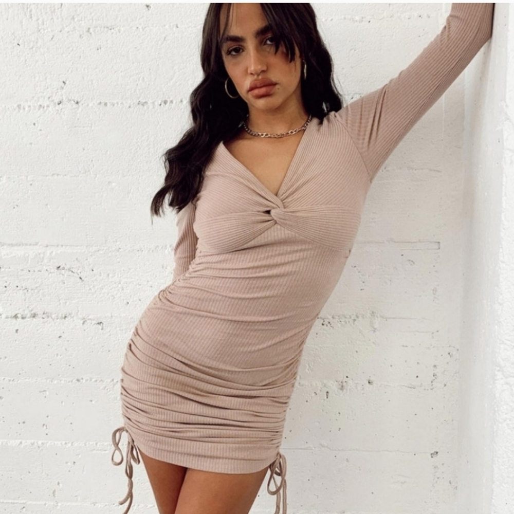 Princess Polly Women Gina Mini Dress Beige Size 8 Ribbed Knit Long Sleeve Fall